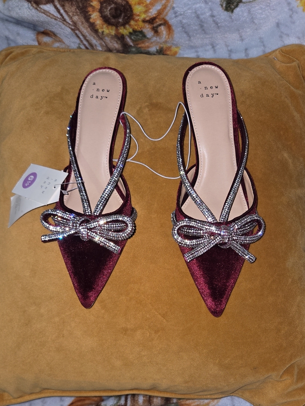 a.new.day Women's Burgundy Velvet Pointed Toe Bow Slingback Heels